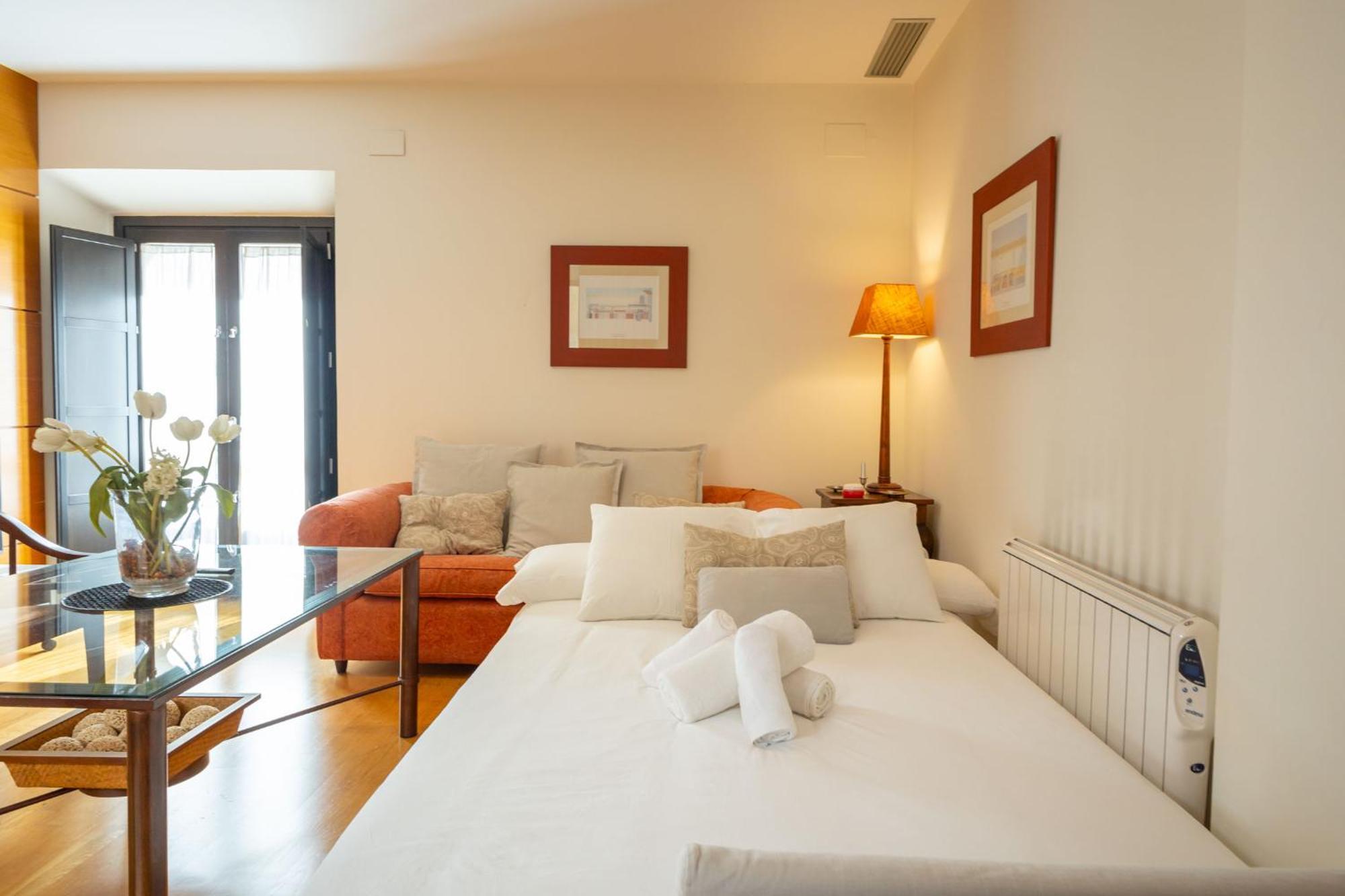 La Maestranza Charming One Or Two Bedrooms Apartments By Ocityzen เซบีญา ภายนอก รูปภาพ